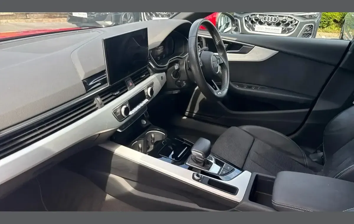 Used Audi A5 S-Line 147 HP (108 kW) 2022 Red Coupe