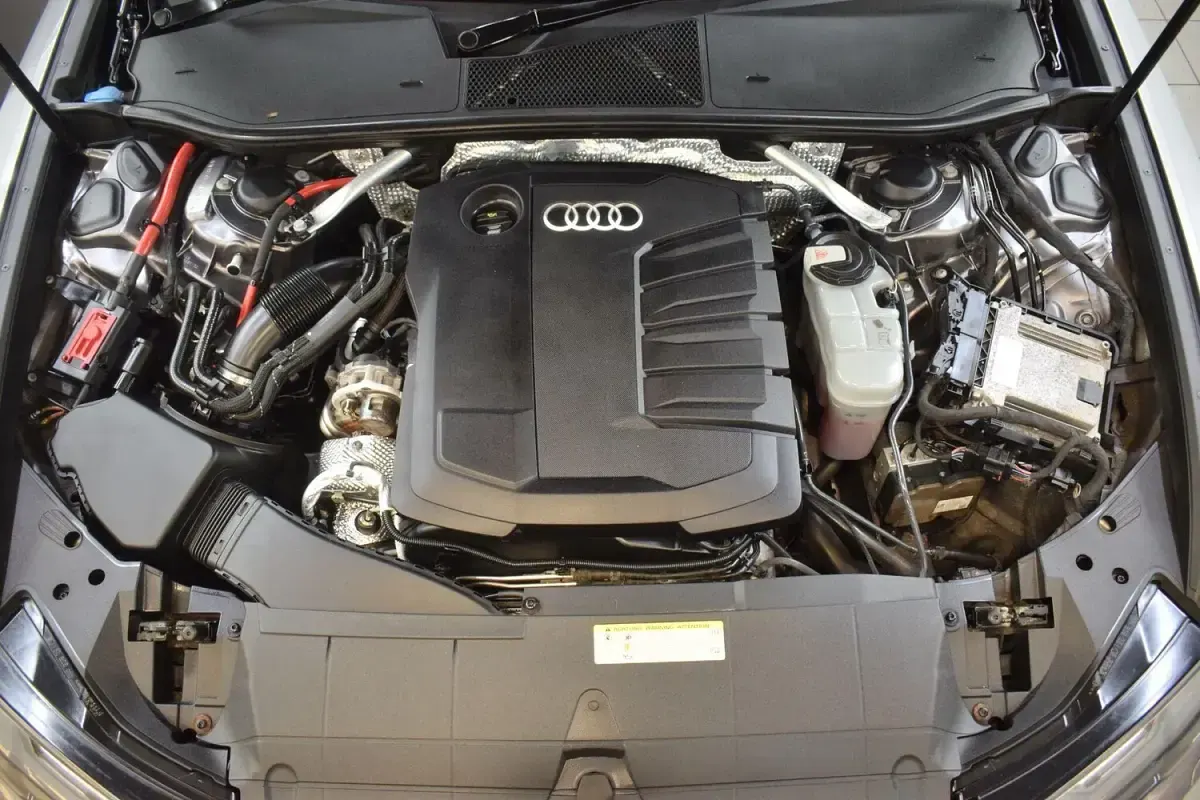 Used Audi A6 Sport 204 HP (150 kW) 2019 Grey Estate