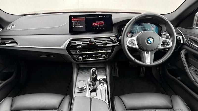 Used BMW 520 M Sport 181 HP (133 kW) 2022 Red