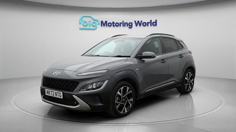 Used Hyundai Kona Premium 120 HP (88 kW) 2022 Grey SUV
