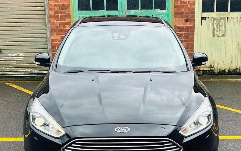 Used Ford Focus Titanium X 120 HP (88 kW) 2017 Hatchback