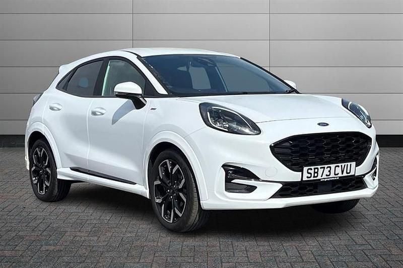 Frozen white Used 2023 Ford Puma ST-Line X Hatchback | £16,500 (Good price) - Image 1/2