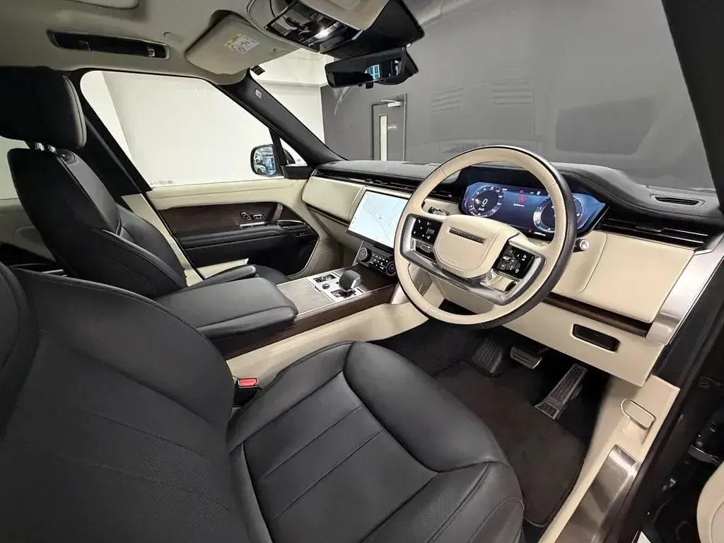 Used Land Rover Range Rover HSE 350 HP (257 kW) 2022 Grey SUV