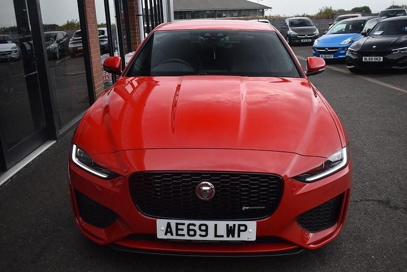 Used Jaguar XE R-Dynamic 180 HP (132 kW) 2020 Red Sedan