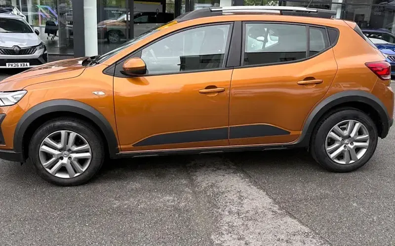 Used Dacia Sandero Comfort 91 HP (66 kW) 2022 Orange Hatchback
