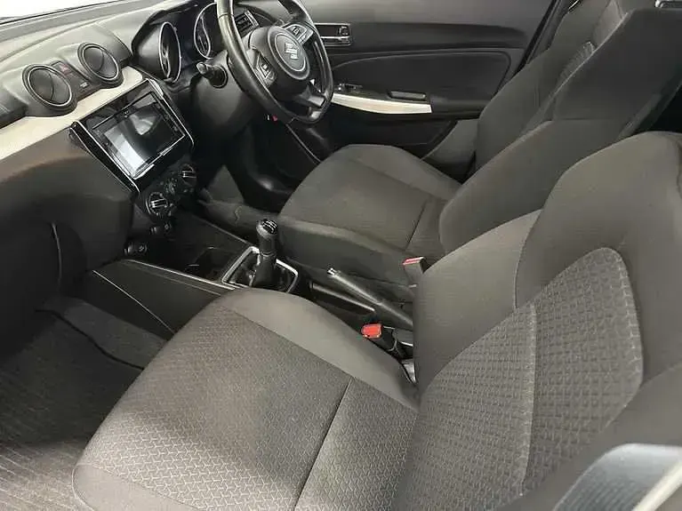 Used Suzuki Swift SZ-L 83 HP (61 kW) 2021 Pearl black metallic Hatchback