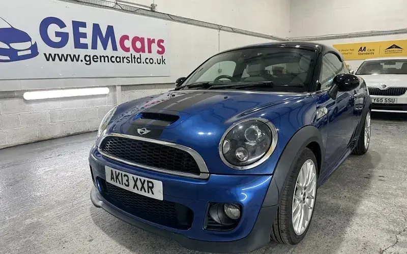 Usado Mini Cooper S Coupé 184 HP (135 kW) 2015 Coupé