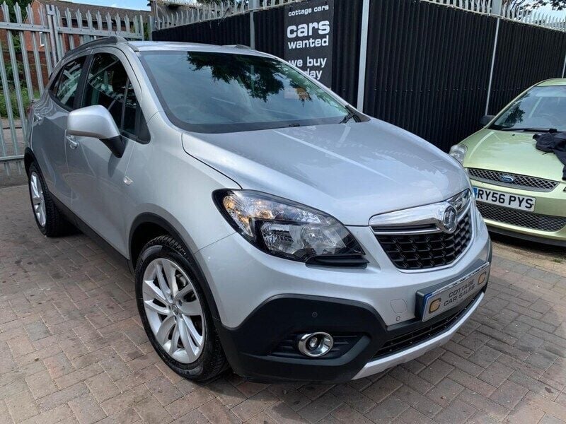 Silver Used 2015 Vauxhall Mokka S SUV | £5,250 (Fair price) - Image 1/4