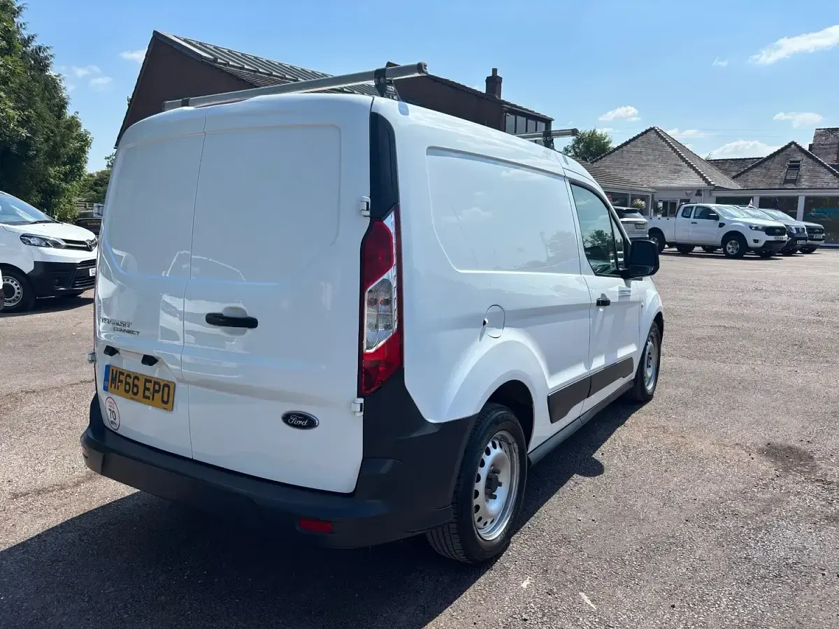 Used Ford Transit 75 HP (55 kW) 2016 White Van