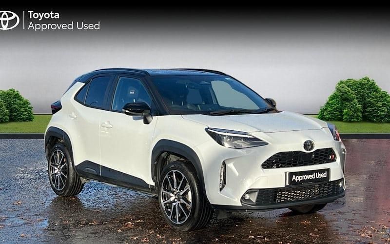 Used Toyota Yaris Hybrid Sport 131 HP (96 kW) 2024 Grey Estate