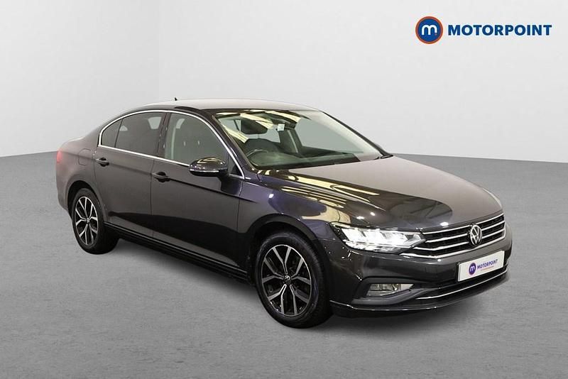 Grey Used 2021 VW Passat SEL Sedan | £15,149 (Fair price) - Image 1/4