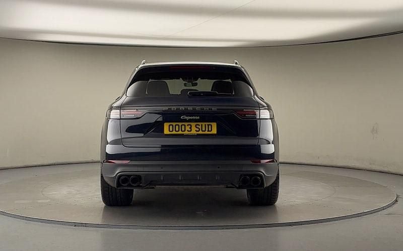 Used Porsche Cayenne Platinum Edition 462 HP (339 kW) 2022 Blue SUV
