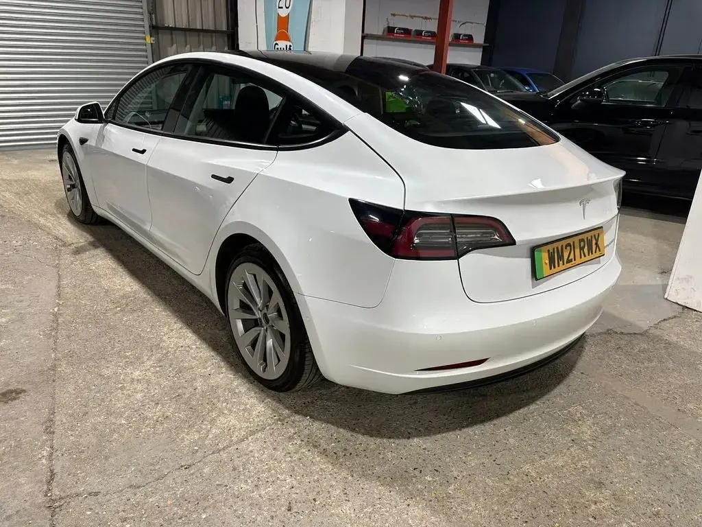 Used Tesla Model 3 239 kW (325 HP) 2021 Sedan