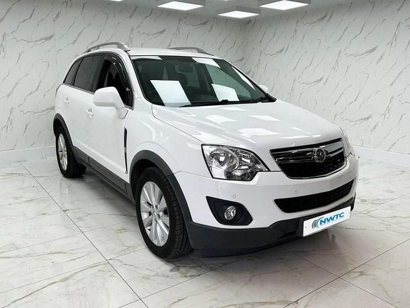 Used Vauxhall Antara 2015 White SUV
