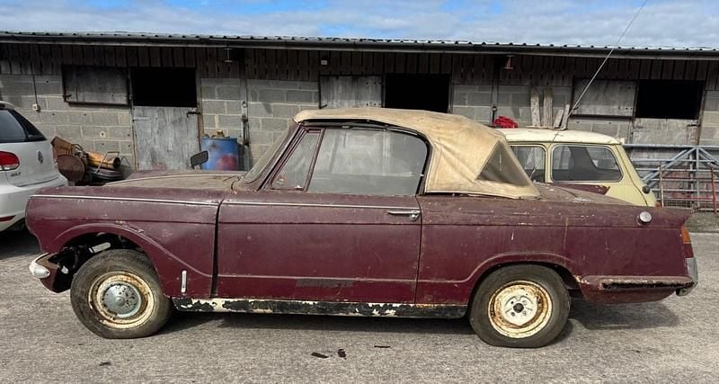 Red Used 1968 Triumph Spitfire | £800 - Image 1/4