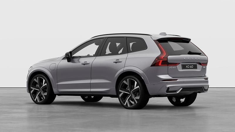New Volvo XC60 Ultra 407 HP (299 kW) 2026 Aurora silver SUV