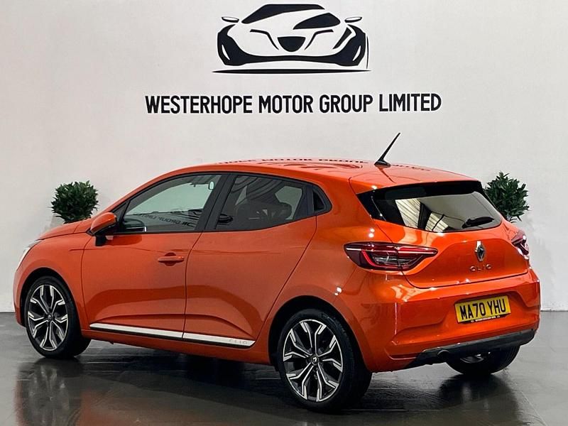 Used Renault Clio V Iconic 2020 Orange Hatchback