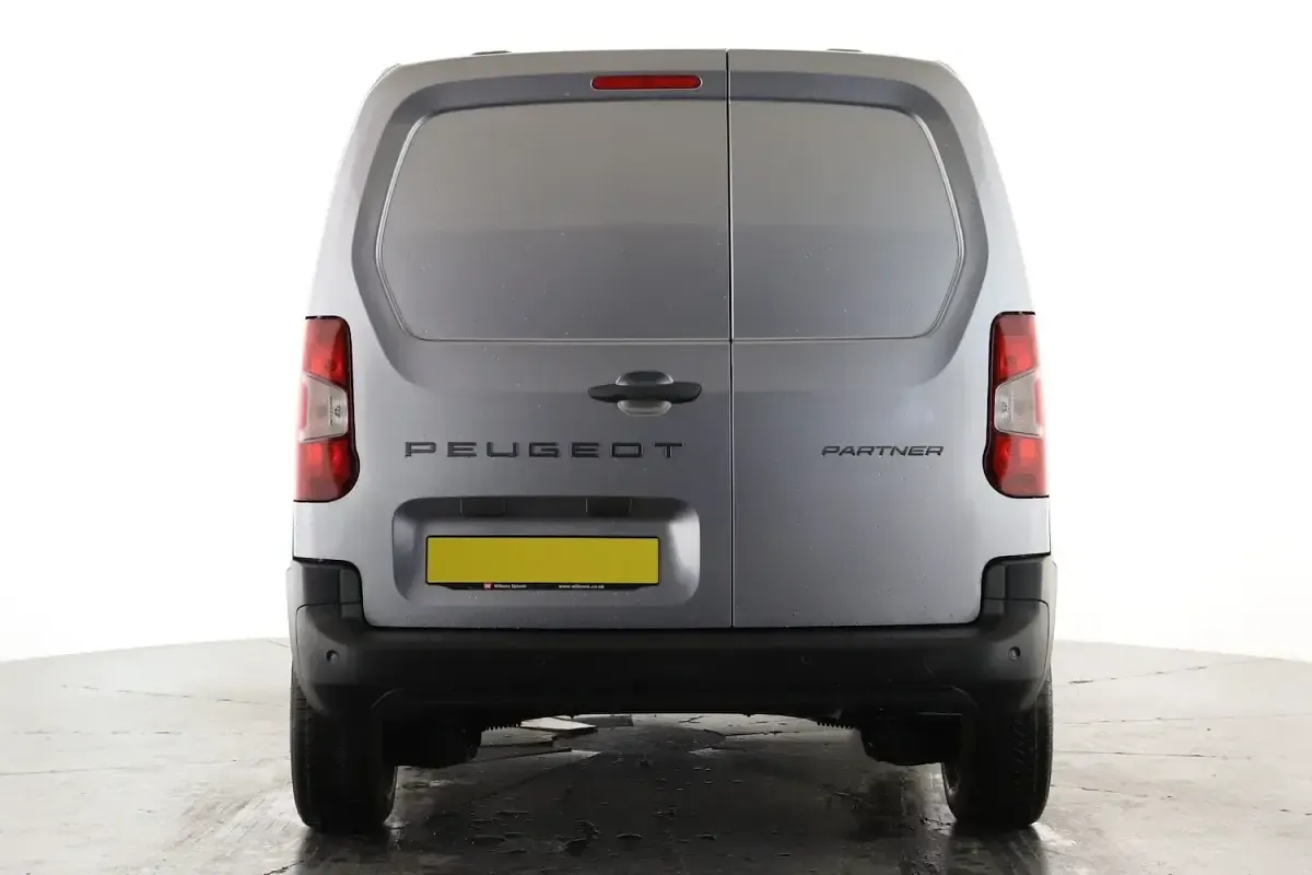 New Peugeot Partner 131 HP (96 kW) 2026 Grey MPV