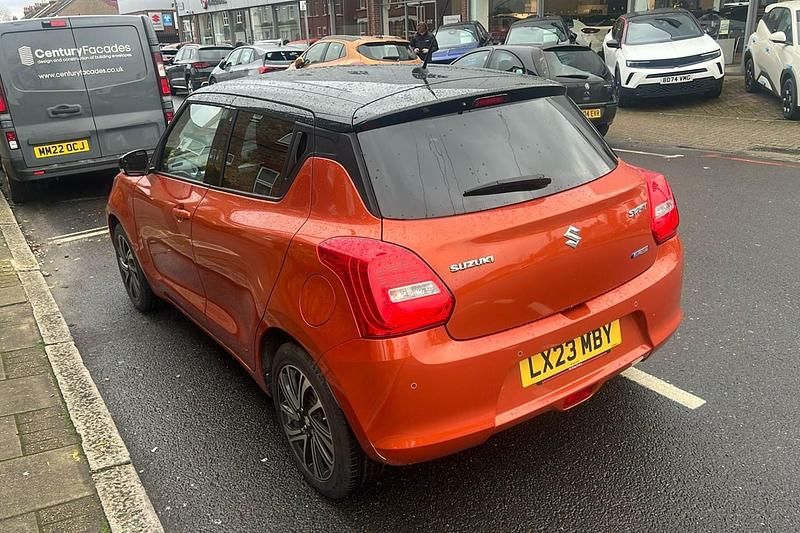 Used Suzuki Swift SZ5 83 HP (61 kW) 2023 Orange Hatchback