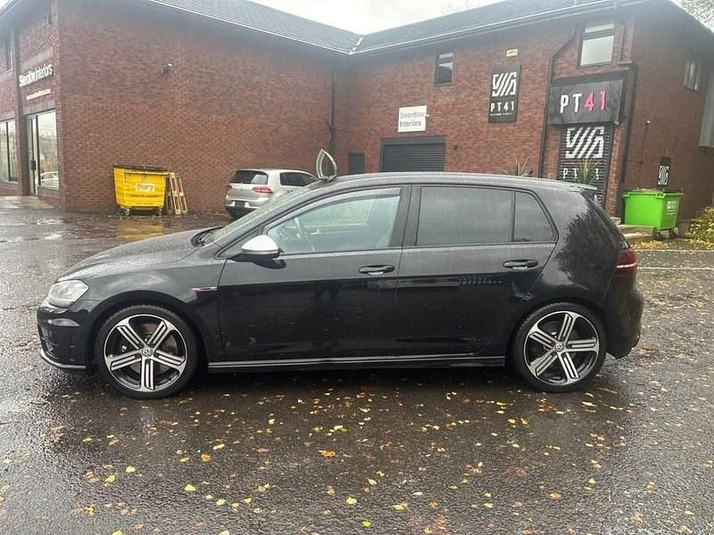 Second-hand VW Golf VIII R 2025 Negru Hatchback