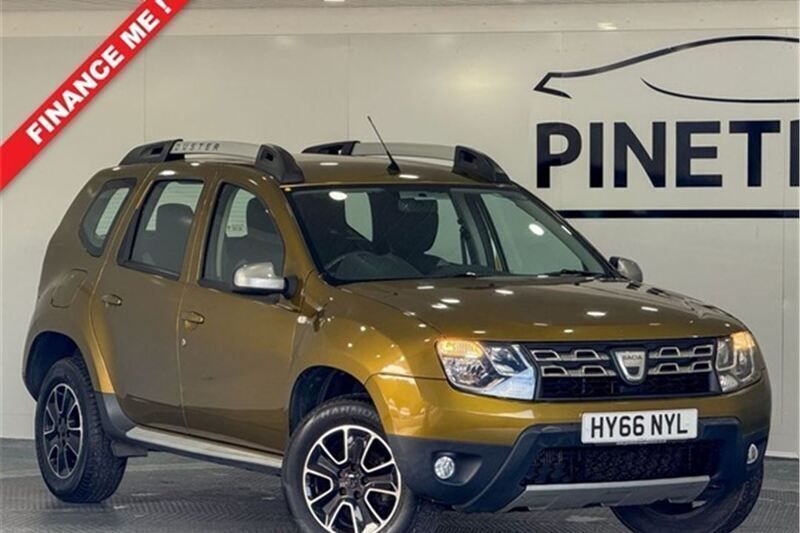 Green Used 2016 Dacia Duster Prestige SUV | £6,899 (Fair price) - Image 1/3