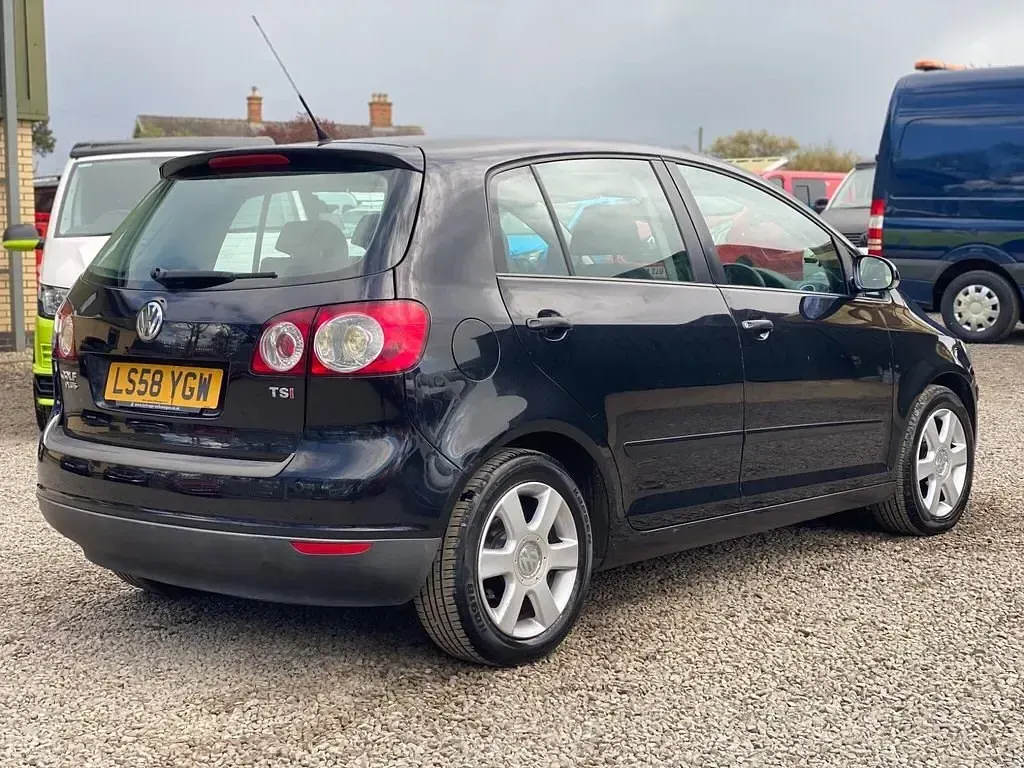 Usado VW Golf VI SE 2008 Preto Citadino