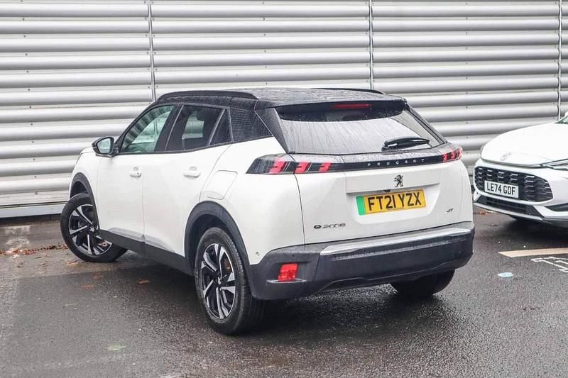 White Used 2021 Peugeot e-2008 GT SUV | £11,994 (Fair price) - Image 1/4