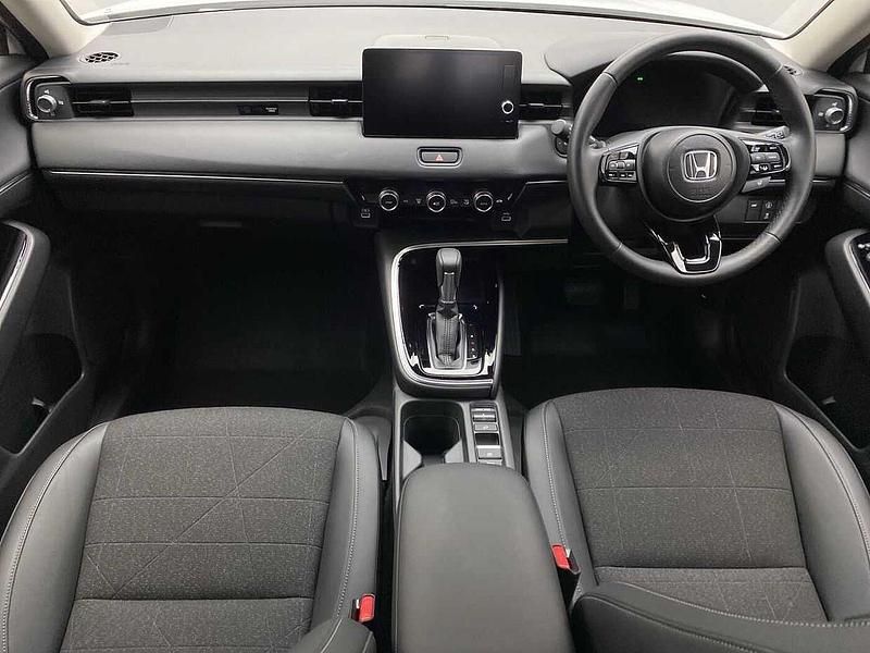 Used Honda HR-V Advance 131 HP (96 kW) 2024 Platinum white SUV