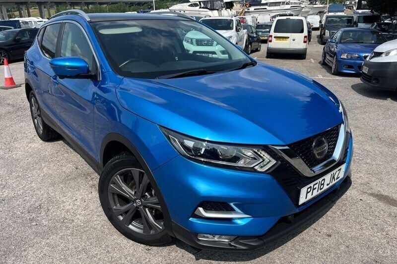 Blue Used 2018 Nissan Qashqai N-Connecta SUV | £12,990 (Good price) - Image 1/1