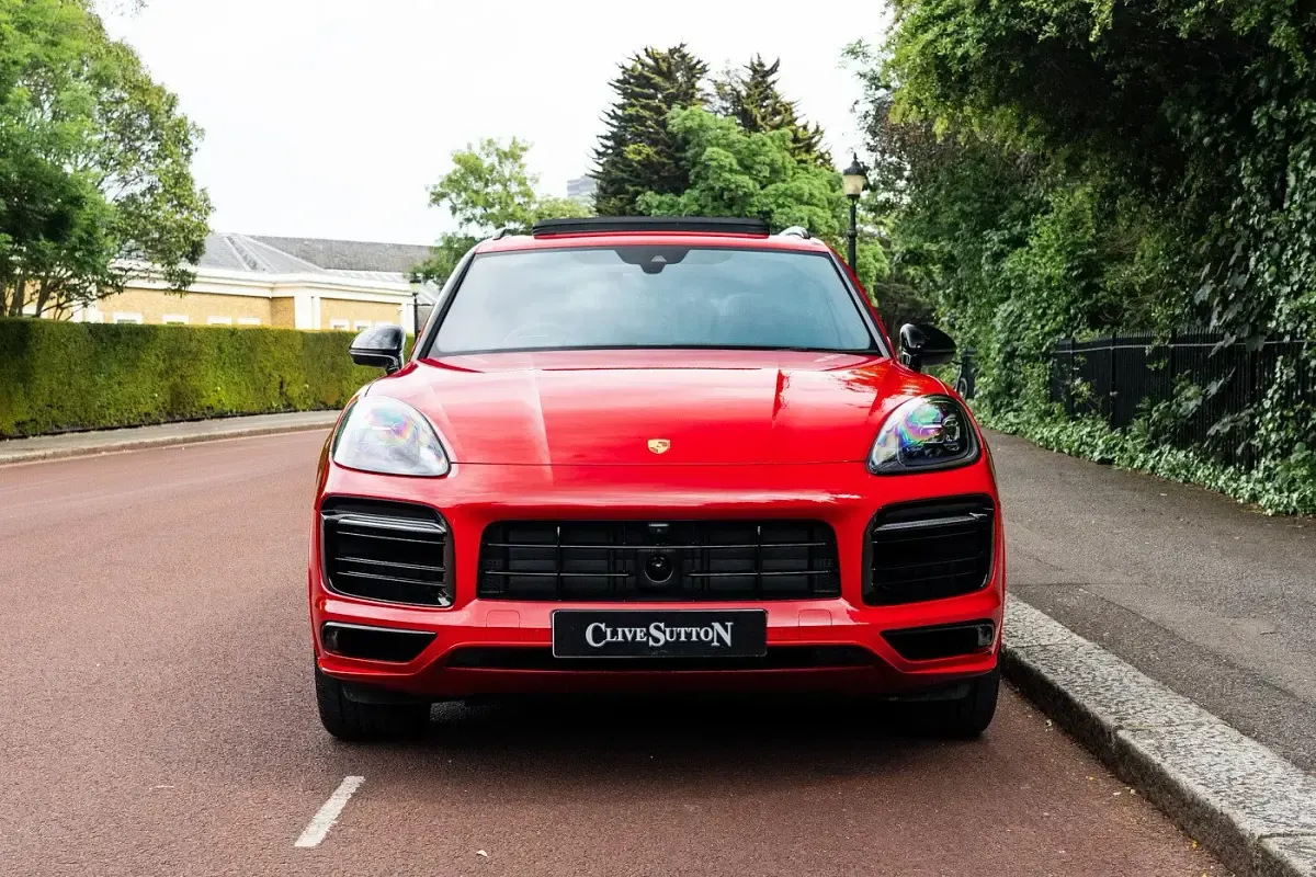 Używany Porsche Cayenne 462 KM (339 kW) 2022 Czerwony SUV