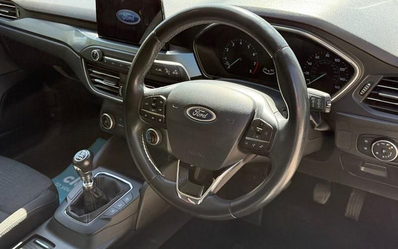 Used Ford Focus Active 125 HP (91 kW) 2019 White Hatchback