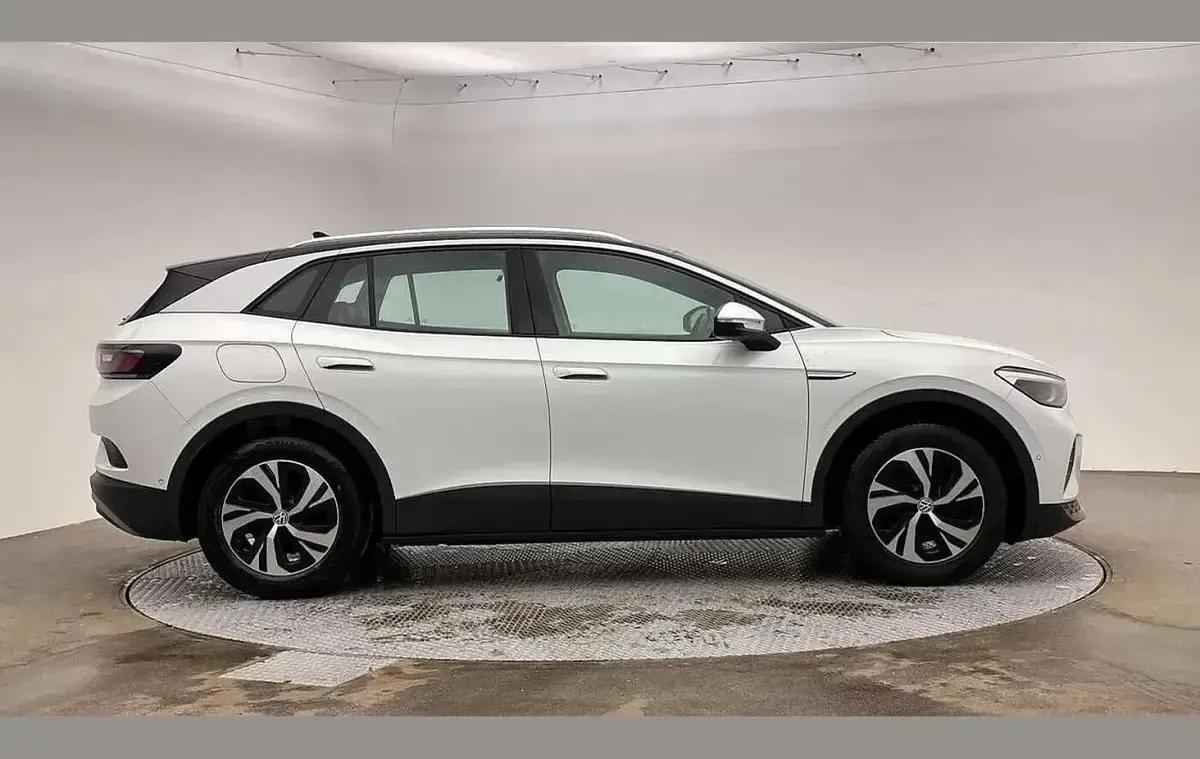 Used VW ID.4 Pure 108 kW (148 HP) 2023 White SUV