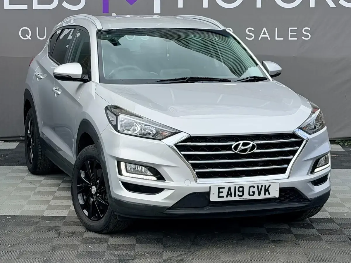 Used Hyundai Tucson SE 177 HP (130 kW) 2019 Silver SUV