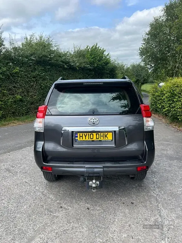 Used Toyota Land Cruiser 2010 Grey SUV
