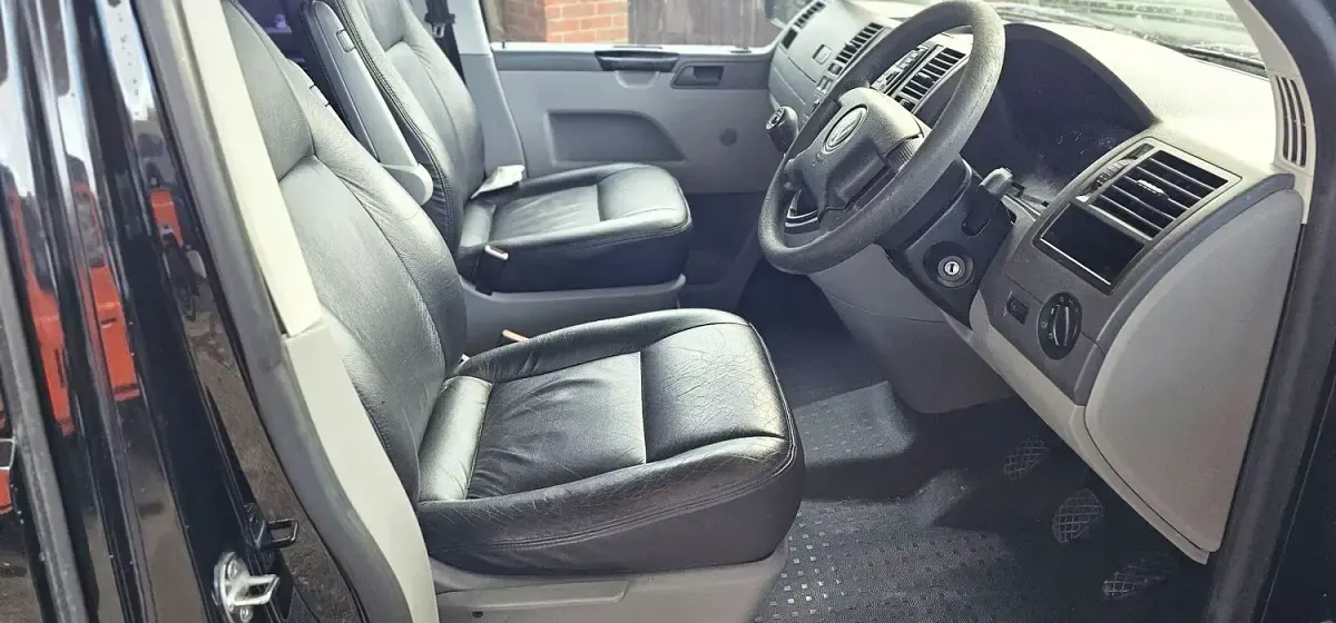 Used VW Transporter 130 HP (95 kW) 2006 Black Van