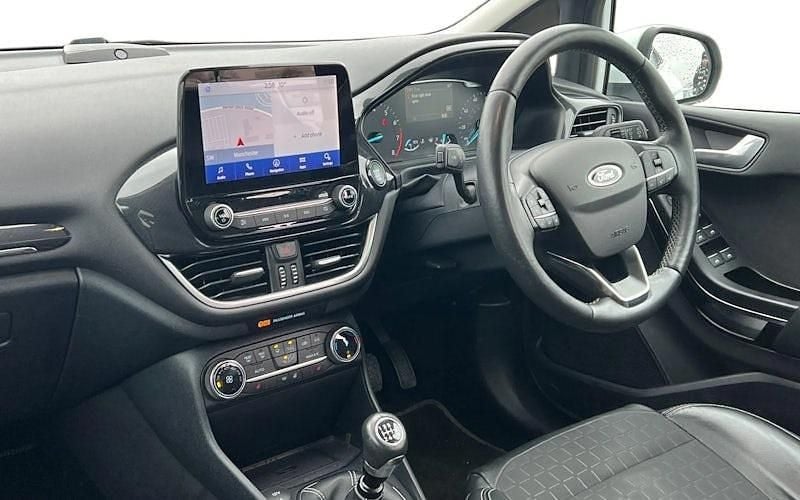 Second-hand Ford Fiesta Titanium X 125 CP (91 kW) 2021 Alb Hatchback