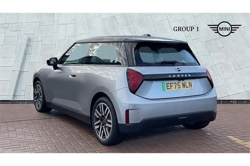 New Mini Cooper Classic 135 kW (184 HP) 2026 Silver Hatchback