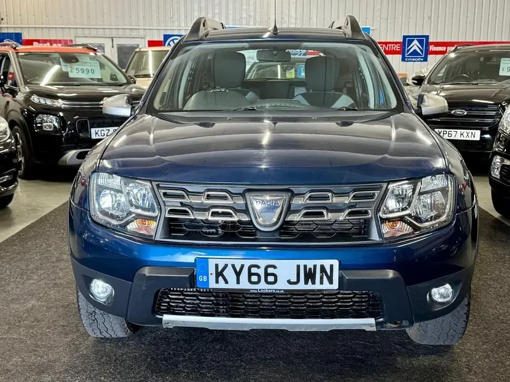 Used Dacia Duster Lauréate 110 HP (80 kW) 2016 Blue SUV