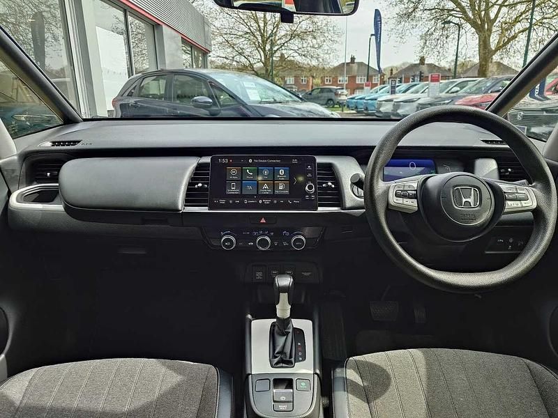 Used Honda Jazz Hybrid 109 HP (80 kW) 2023 Grey Hatchback