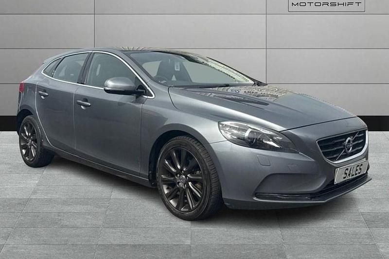Used Volvo V40 SE Lux 2015 Blue Hatchback