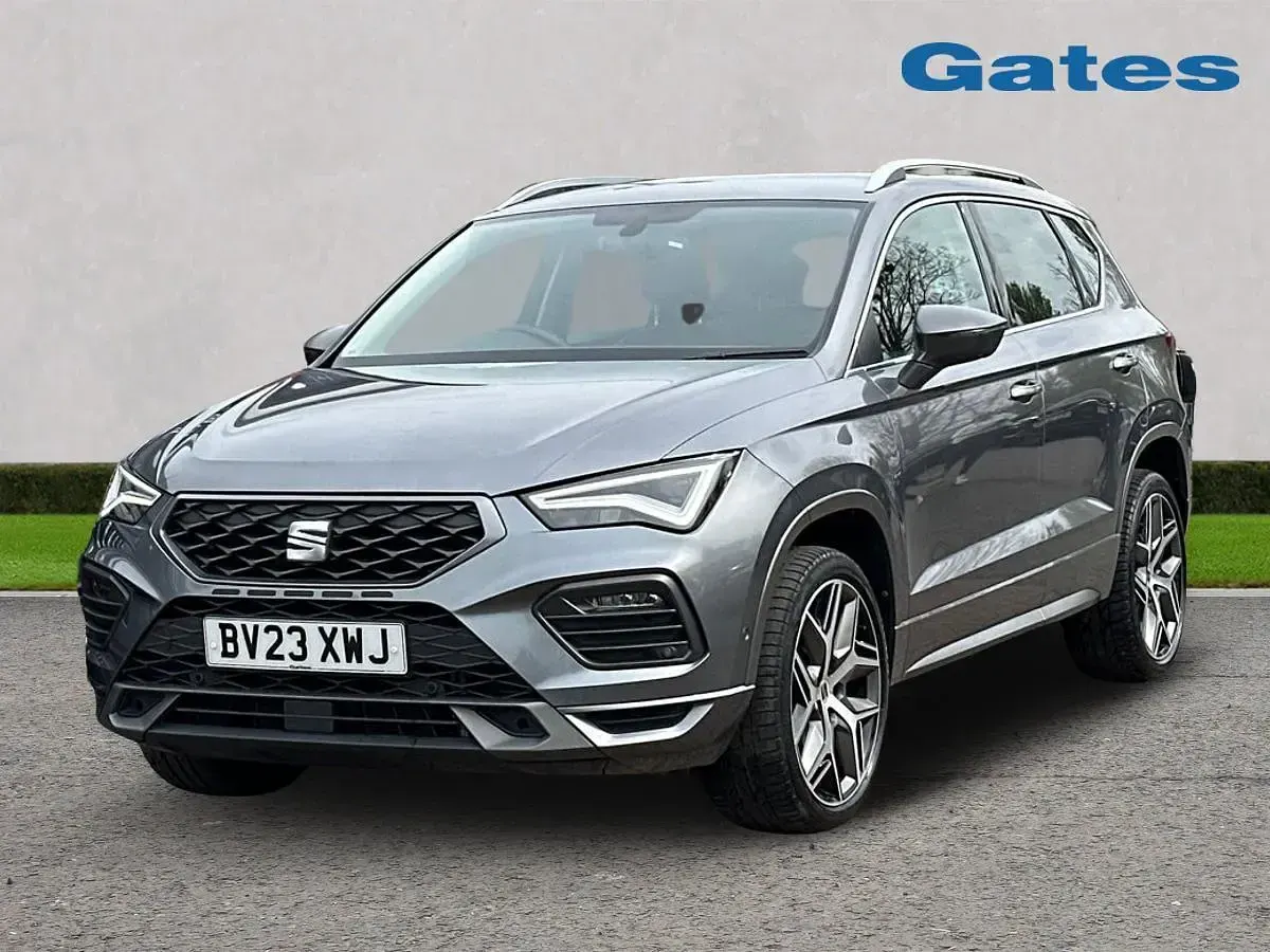 Begagnad Seat Ateca FR Sport 150 HK (110 kW) 2023 Grå SUV