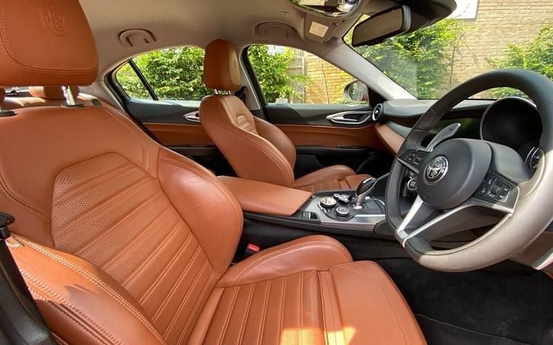 Used Alfa Romeo Giulia Veloce 280 HP (205 kW) 2020 Sedan