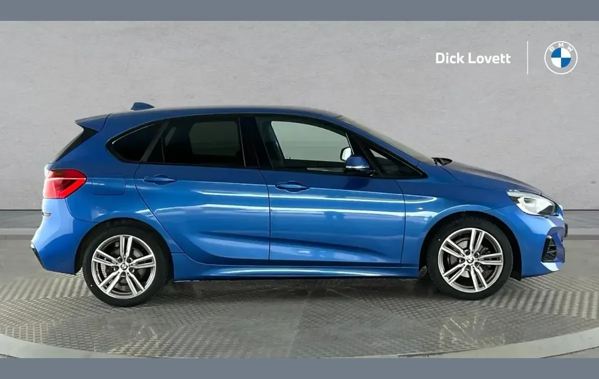 Used BMW 218 M Sport 138 HP (101 kW) 2019 Blue Hatchback