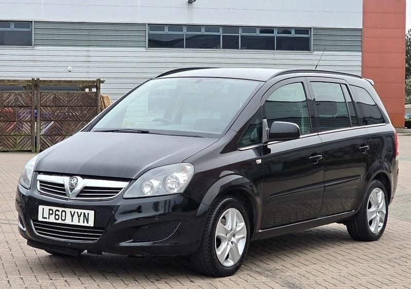 Used Vauxhall Zafira 115 HP (84 kW) 2011 Black MPV