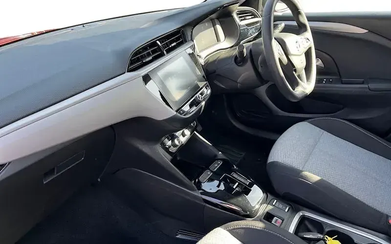 Used Vauxhall Corsa-e Design Edition 100 kW (136 HP) 2025 Hatchback