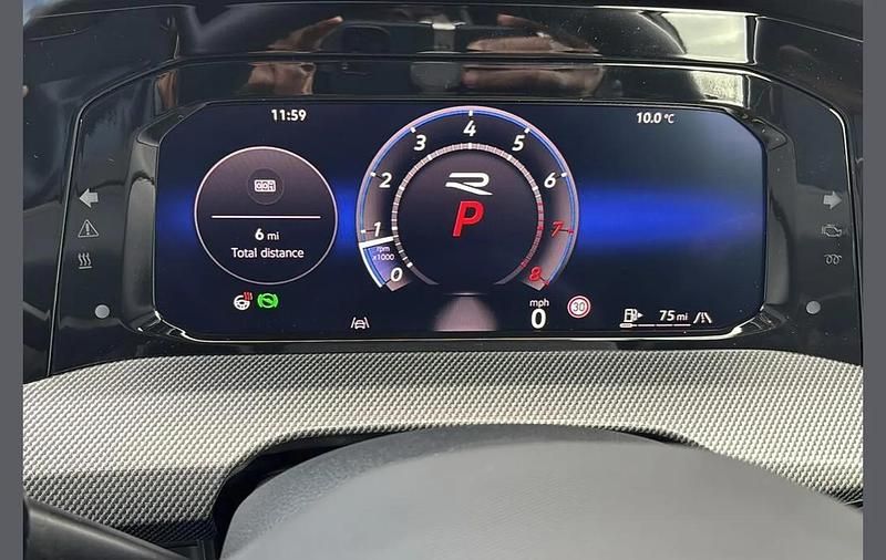 New VW Golf VIII Black Edition 328 HP (241 kW) 2025 Grey Hatchback