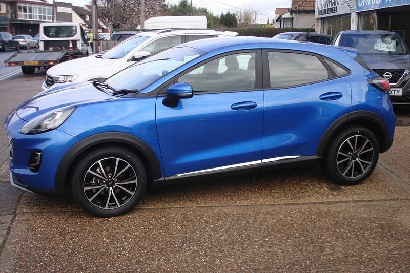 Used Ford Puma Titanium 125 HP (91 kW) 2023 Desert island blue metallic SUV