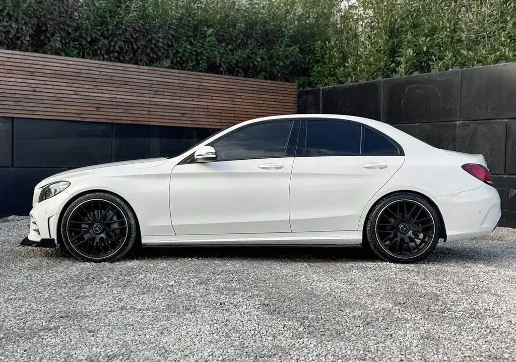 Used Mercedes C200 AMG line 2021 White Sedan