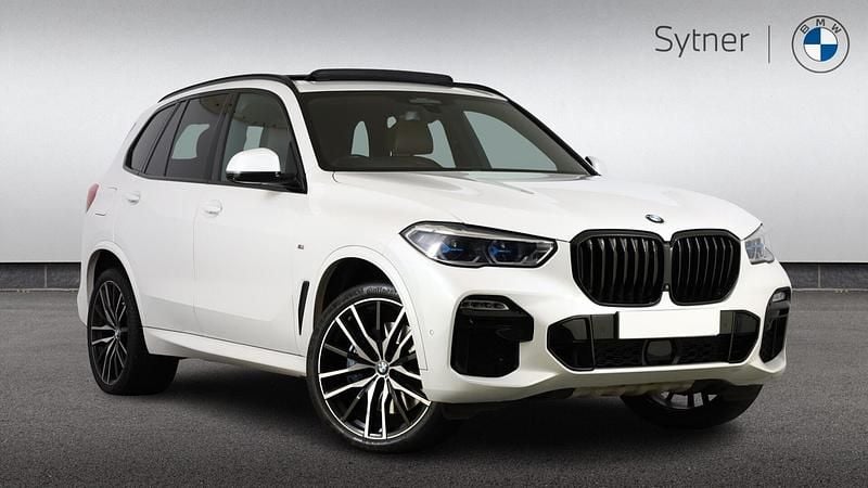 White Used 2018 BMW X5 M Sport SUV | £40,750 - Image 1/4