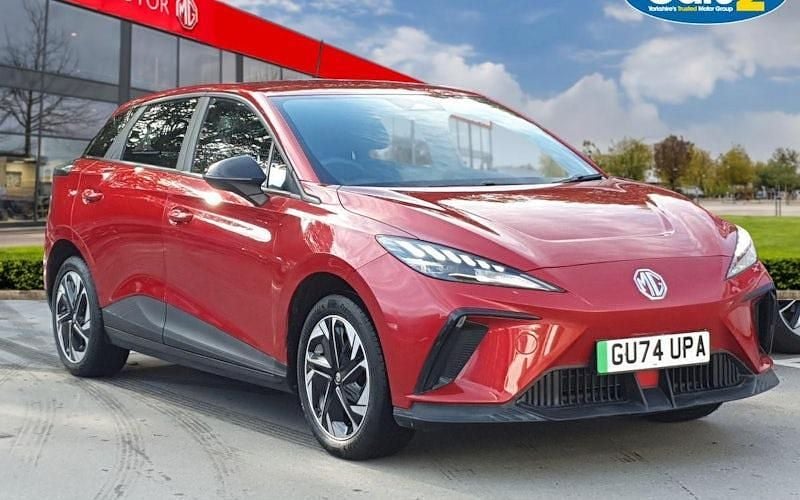 Used 2023 MG MG4 EV SE Hatchback | £15,990 (Expensive) - Image 1/4